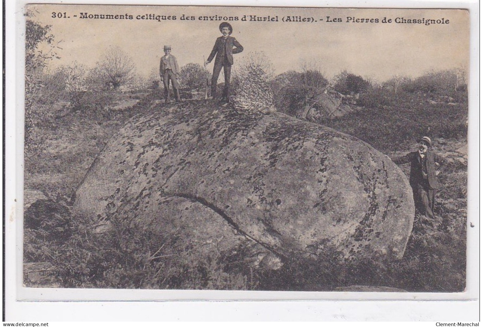 HURIEL : Monument Celtiques Des Environs D'huriel, Les Pierres De Chassignole - Tres Bon Etat - Other & Unclassified