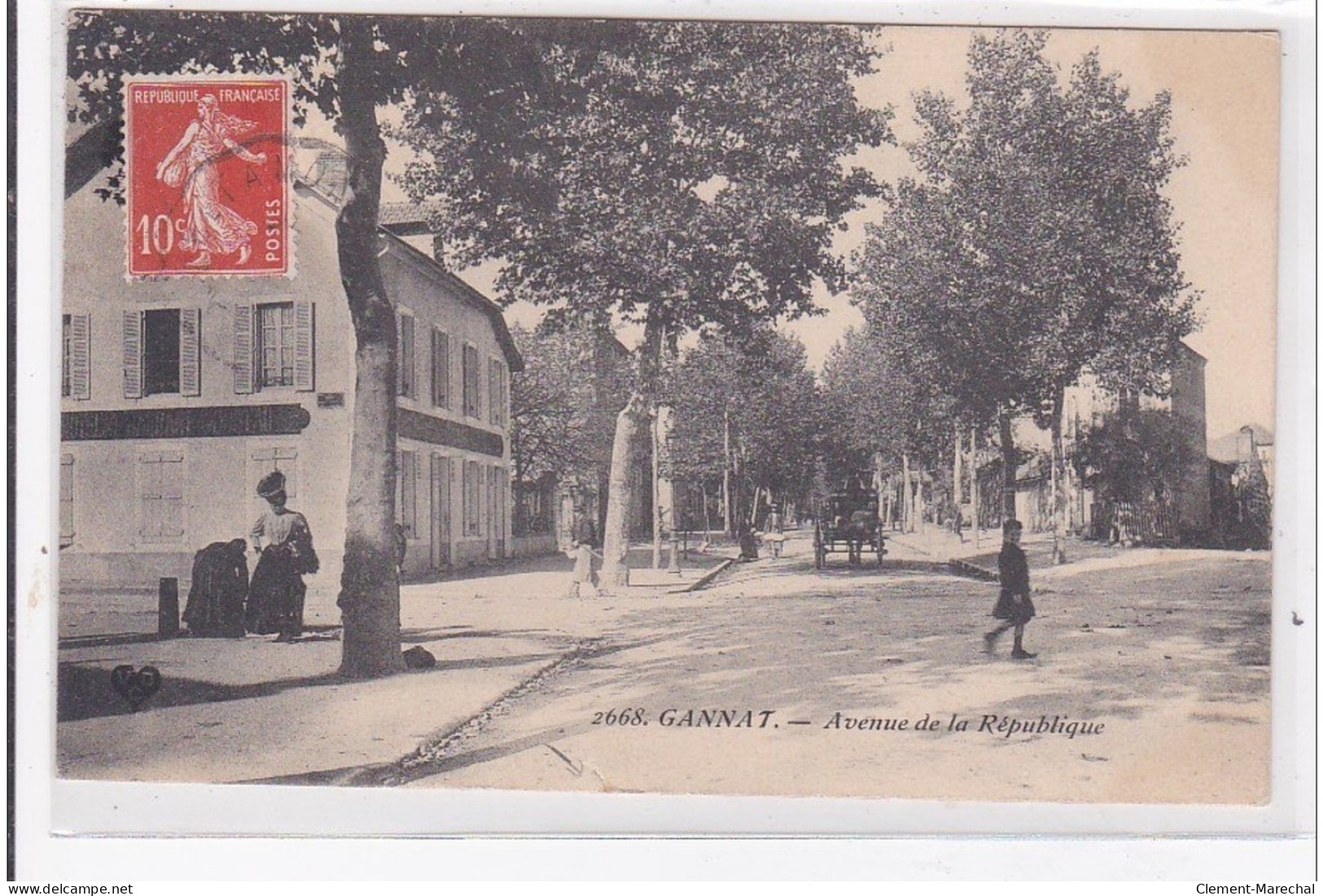 GANNAT : Avenue De La Republique - Etat - Autres & Non Classés