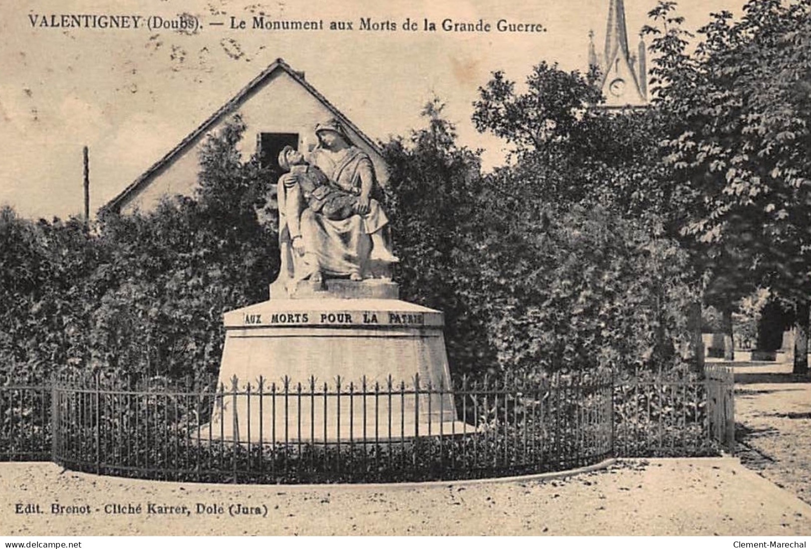 VALENTIGNEY : Le Monument Aux Morts De La Grande Guerre - Tres Bon Etat - Valentigney