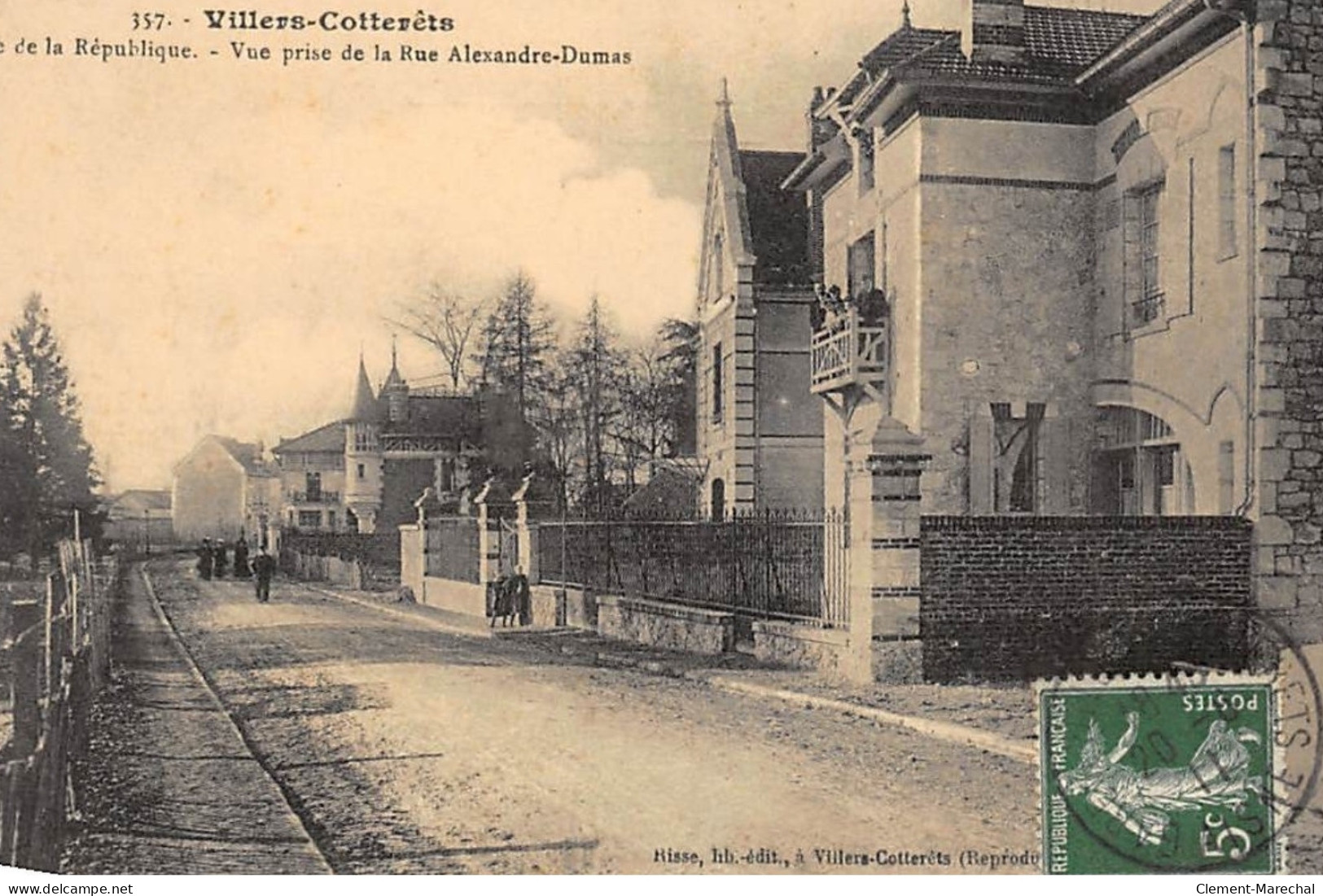VILLERS-COTTERETS : Re De La Republique Vue Prise De La Rue Alexandre-dumas - Etat - Villers Cotterets