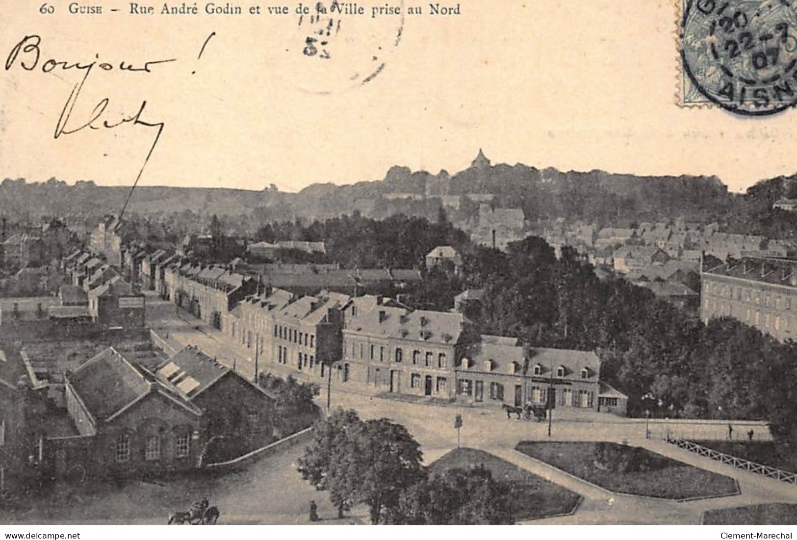 GUISE : Rue André Godin Et Vue De La Ville Prise Au Nord - Tres Bon Etat - Guise