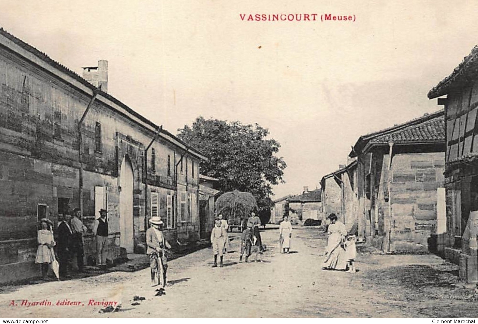 VASSINCOURT : Vue Interieur Du Village - Tres Bon Etat - Andere & Zonder Classificatie