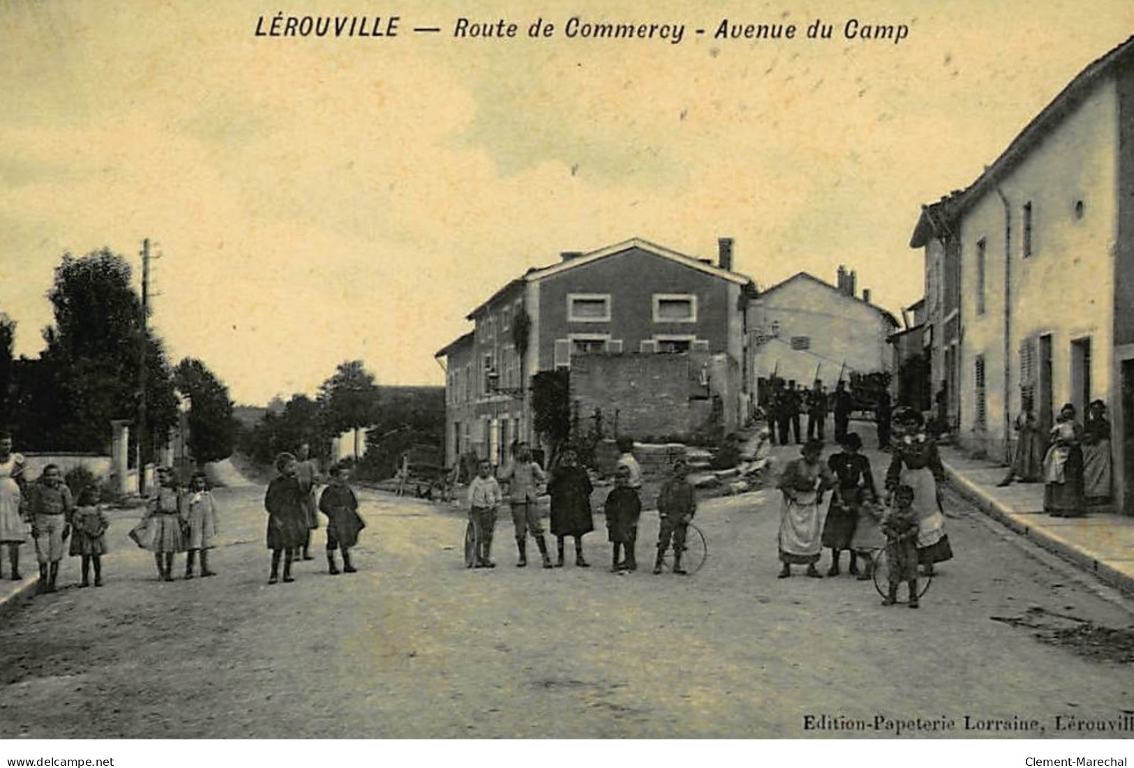 LEROUVILLE : Route De Commercy Avenue Du Camp - Tres Bon Etat - Lerouville