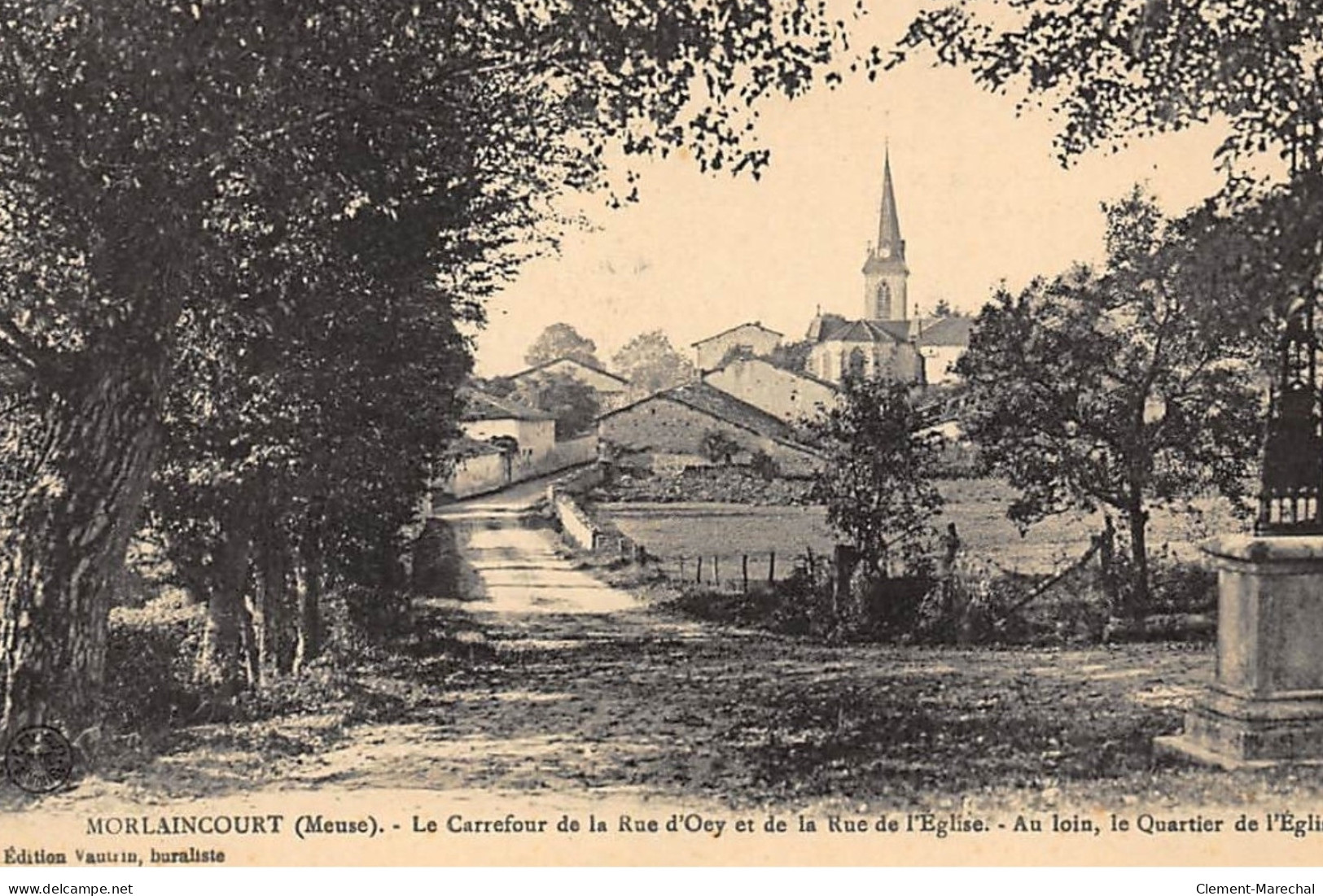 MORLAINCOURT : Le Carrefour De La Rue D'oey Et De La Rue De L'eglise Au Loin Le Quartier De L'eglise - Tres Bon Etat - Andere & Zonder Classificatie