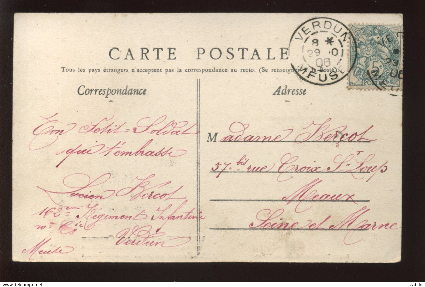 55 - VERDUN - PASSAGE DE TROUPES PLACE CHEVERT - EDITEUR NOUVELLES GALERIES - Verdun