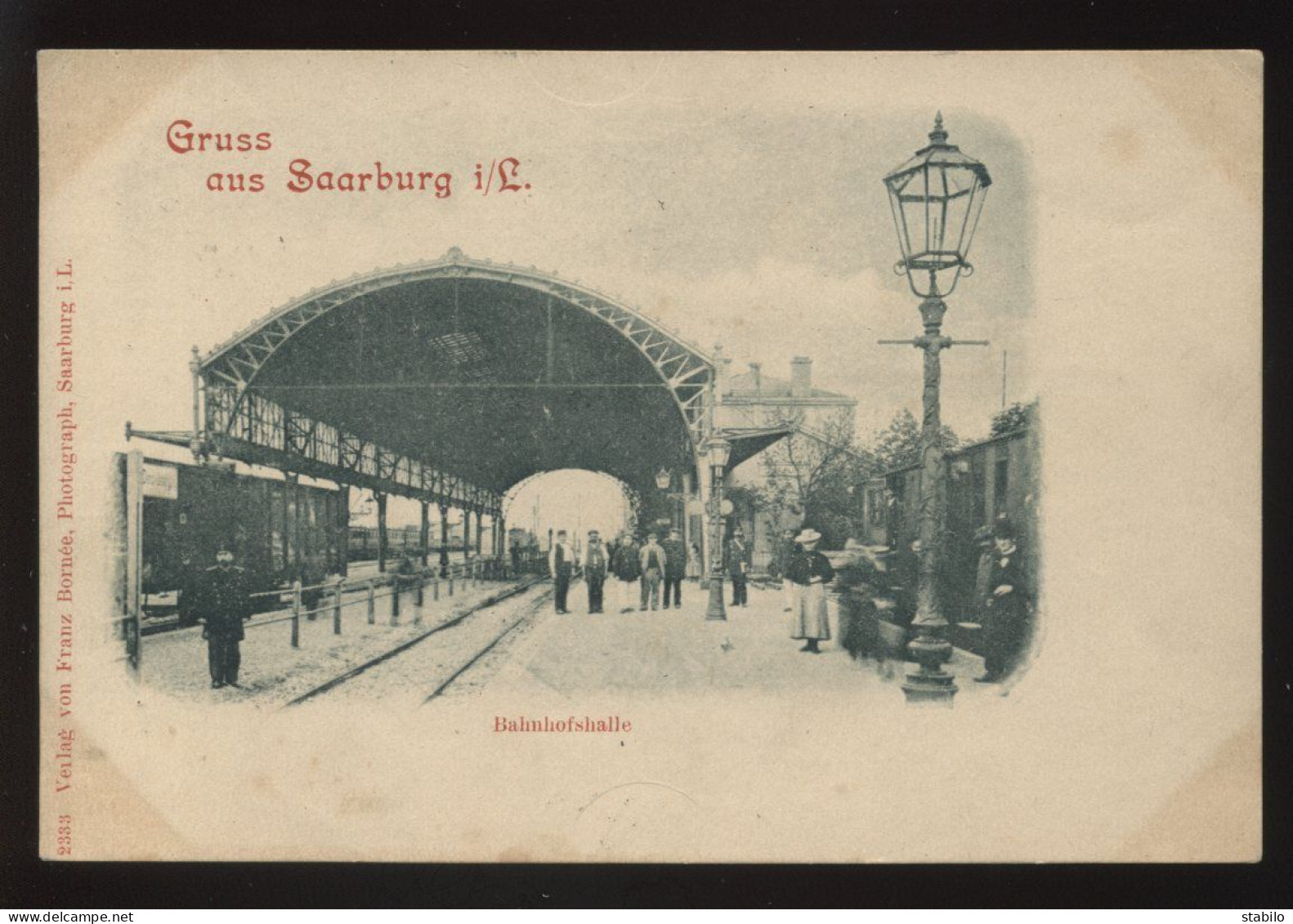 57 - SARREBOURG - TRAIN EN  GARE DE CHEMIN DE FER - Sarrebourg