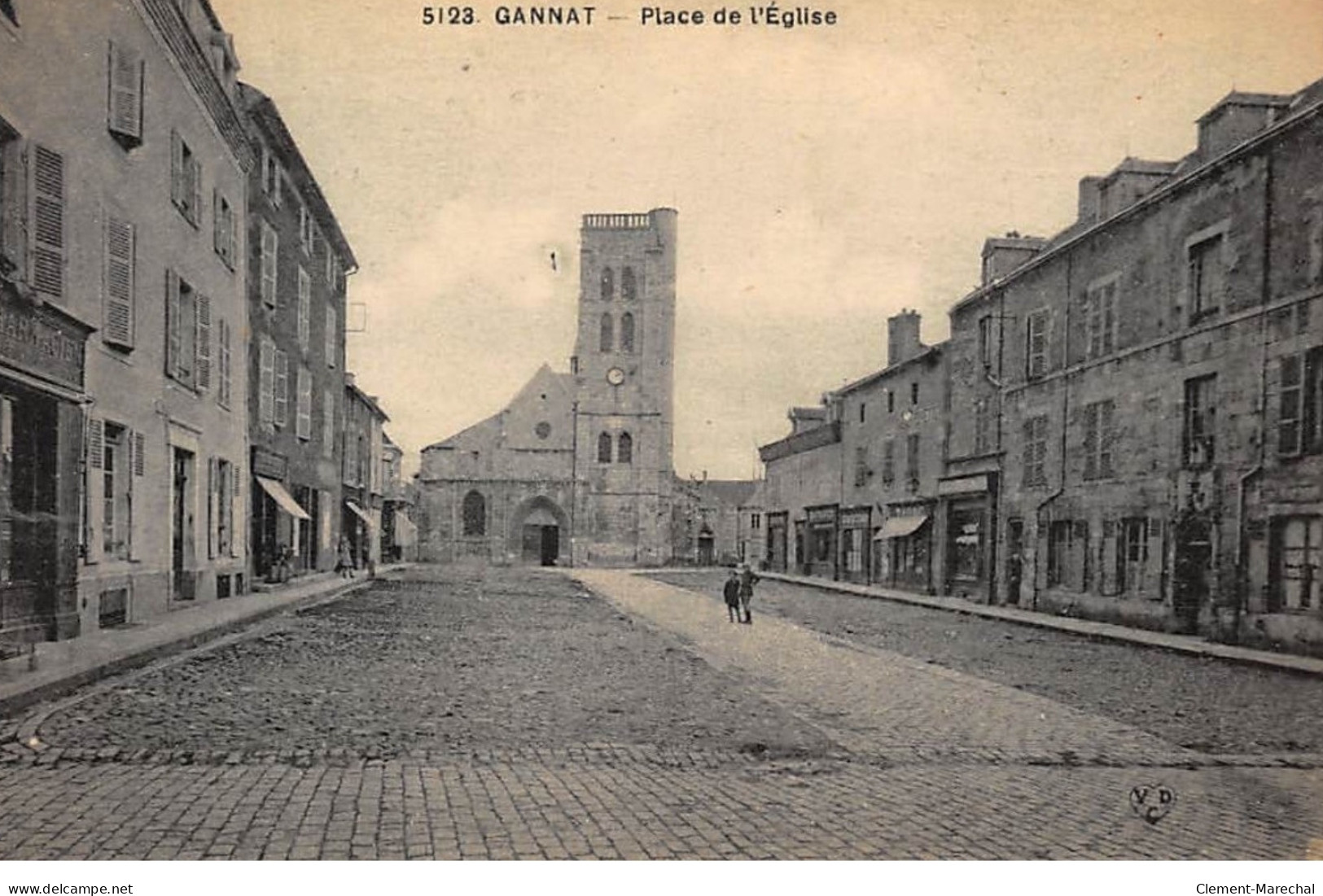 GANNAT : Place De L'eglise - Tres Bon Etat - Other & Unclassified