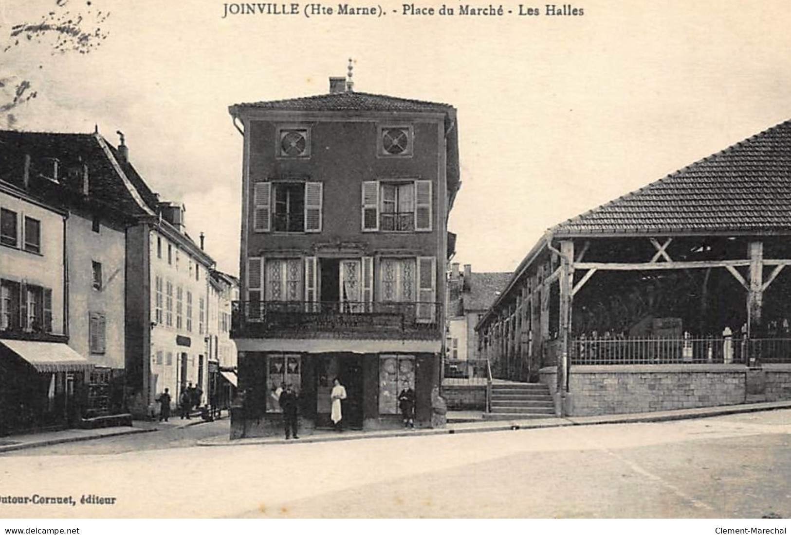 JOINVILLE : Place Du Marché, Les Halles - Tres Bon Etat - Joinville