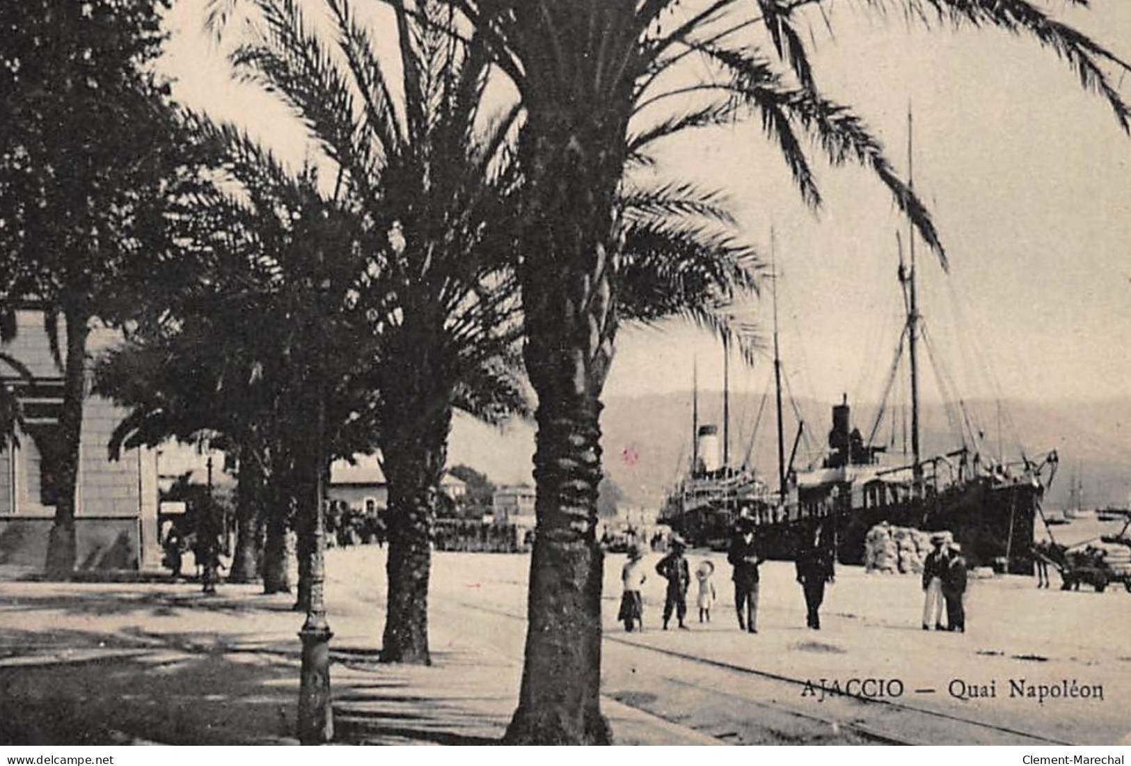 AJACCIO : Quai Napoléon - Tres Bon Etat - Ajaccio