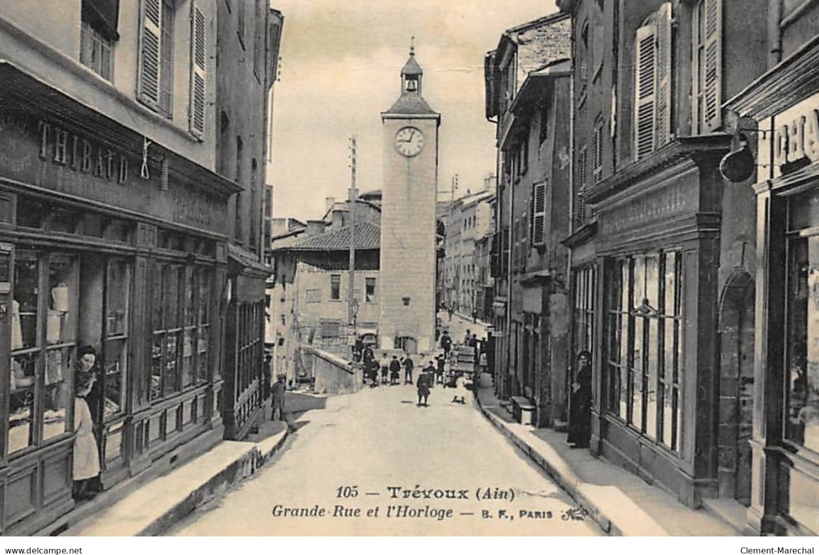 TREVOUX : Grande-rueet L'horloge - Etat - Trévoux