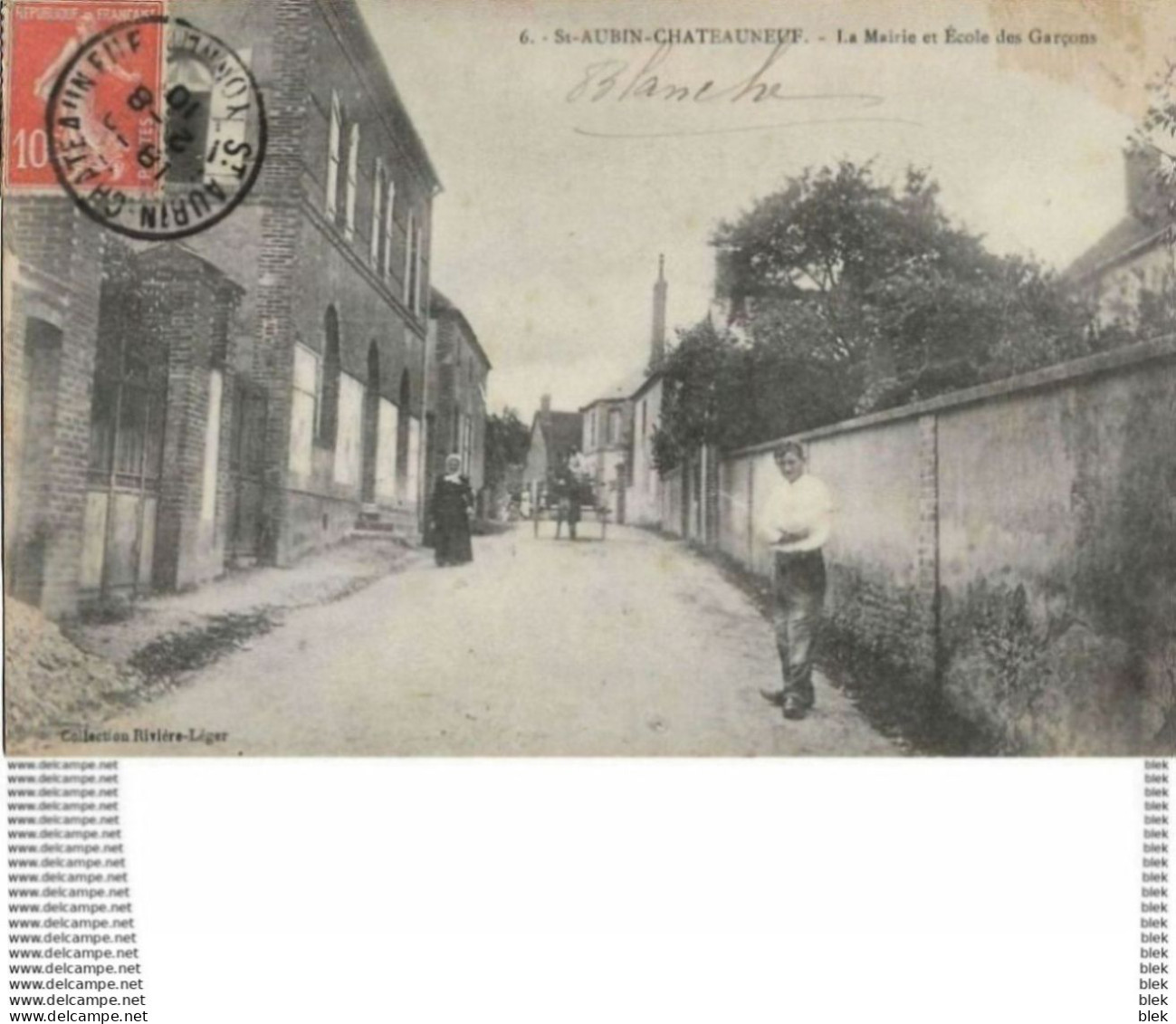 89 . Yonne . Saint Aubin Chateauneuf : La Mairie Et écoles Des Garcons . - Autres & Non Classés