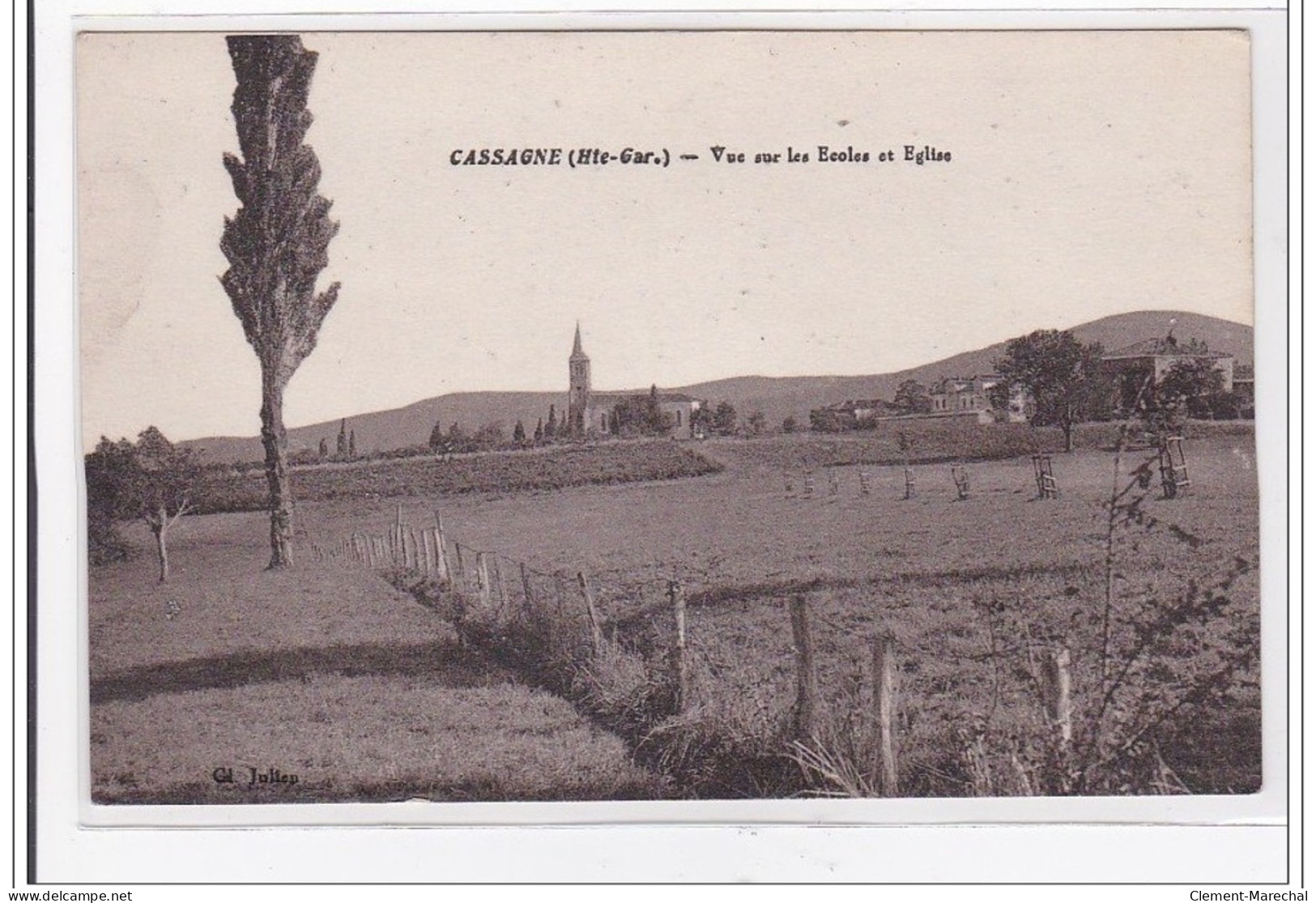 CASSAGNE : Vue Sur Les Ecoles Et Eglise - Tres Bon Etat - Sonstige & Ohne Zuordnung