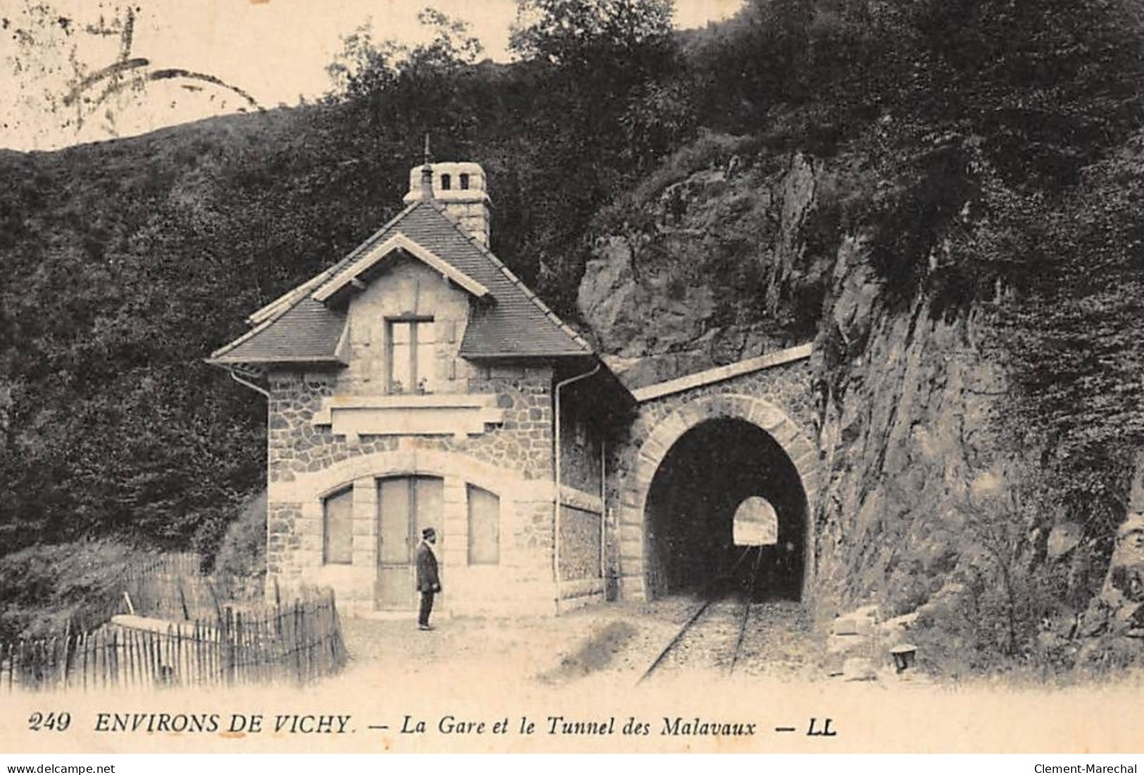 MALAVAUX : La Gare Et Le Tunnel Des Malavaux - Tres Bon Etat - Sonstige & Ohne Zuordnung