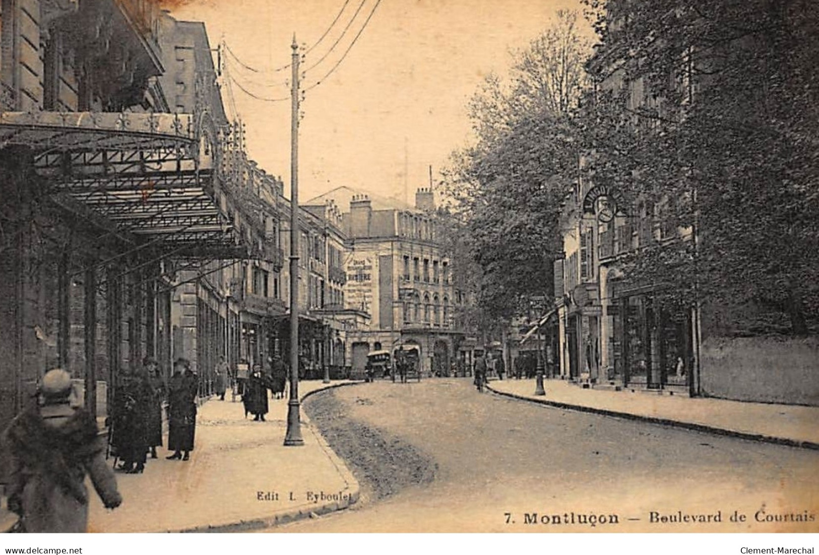 MONTLUCON : Boulevard De Courtais - Tres Bon Etat - Montlucon