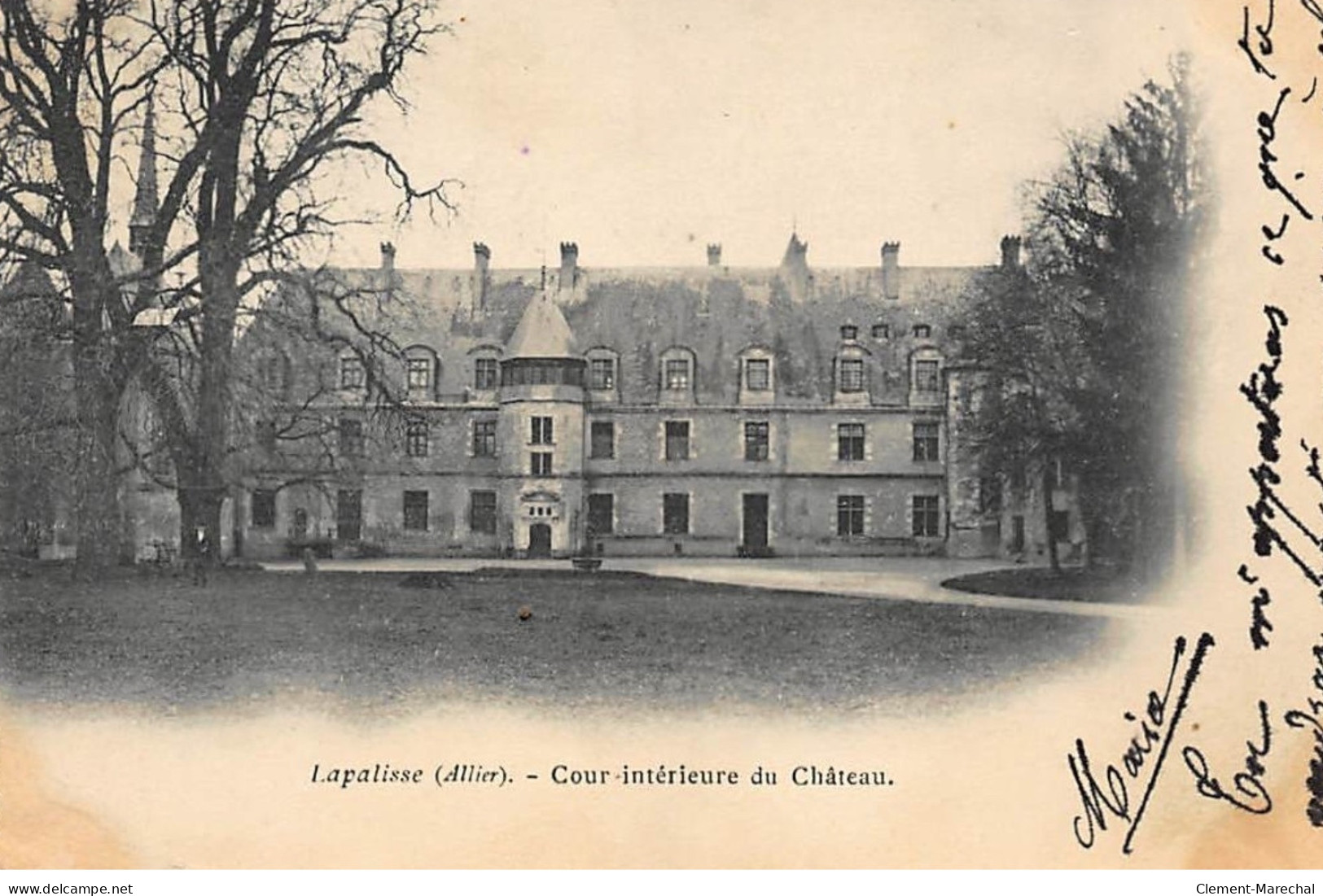 LAPALISSE : Cour Interieure Du Chateau - Tres Bon Etat - Lapalisse