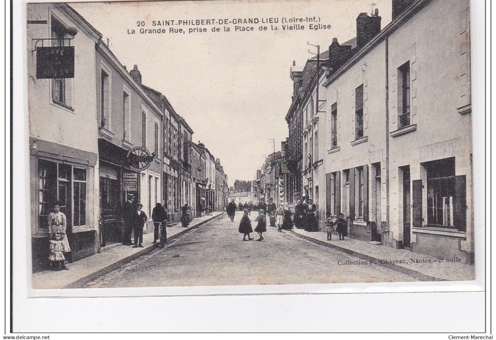 St-PHILBERT-de-GRAND-LIEU : La Grande Rue, Prise De La Place De La Vieille Eglise - Tres Bon Etat - Saint-Philbert-de-Grand-Lieu