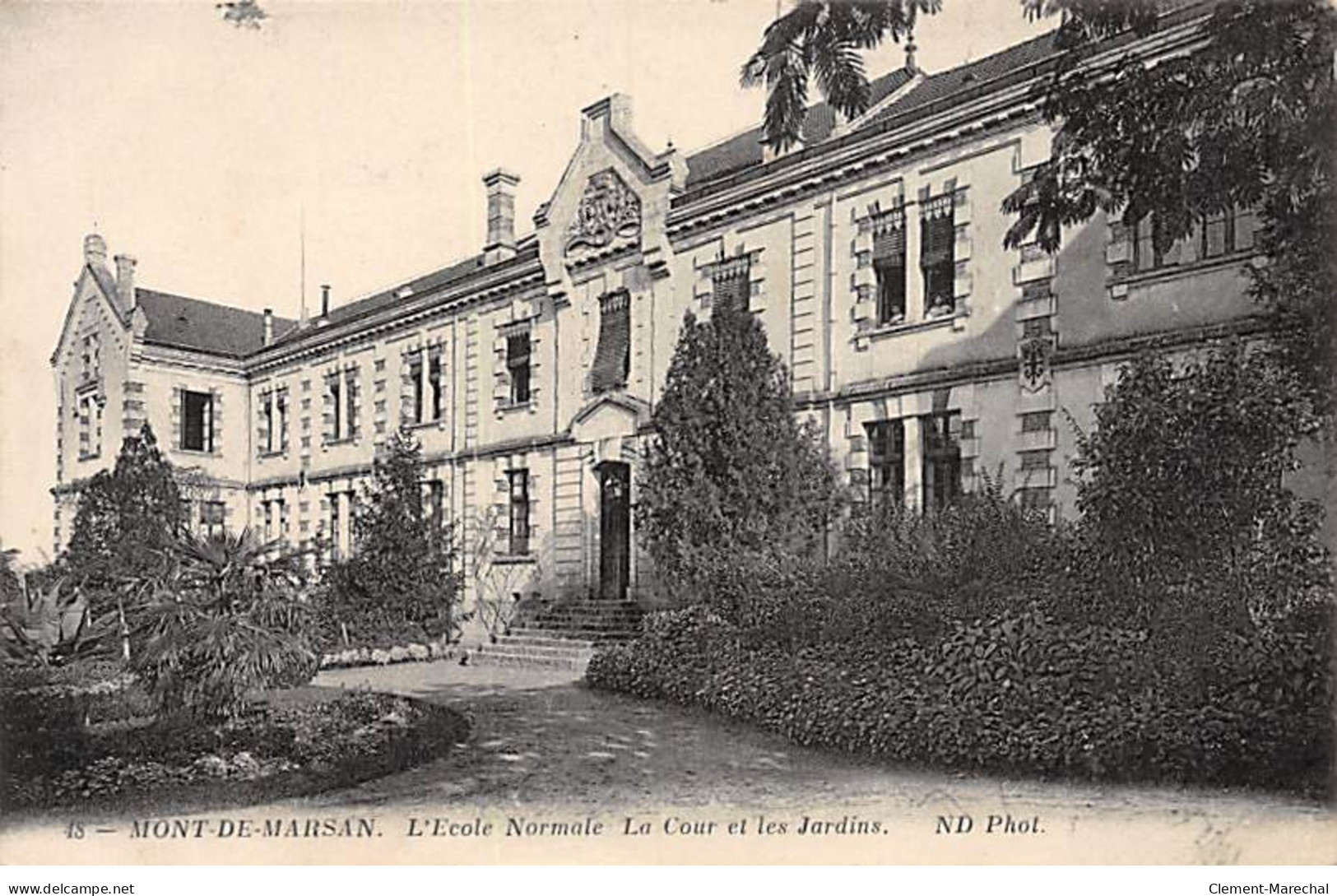 MONT DE MARSAN - L'Ecole Normale - La Cour Et Les Jardins - Très Bon état - Mont De Marsan