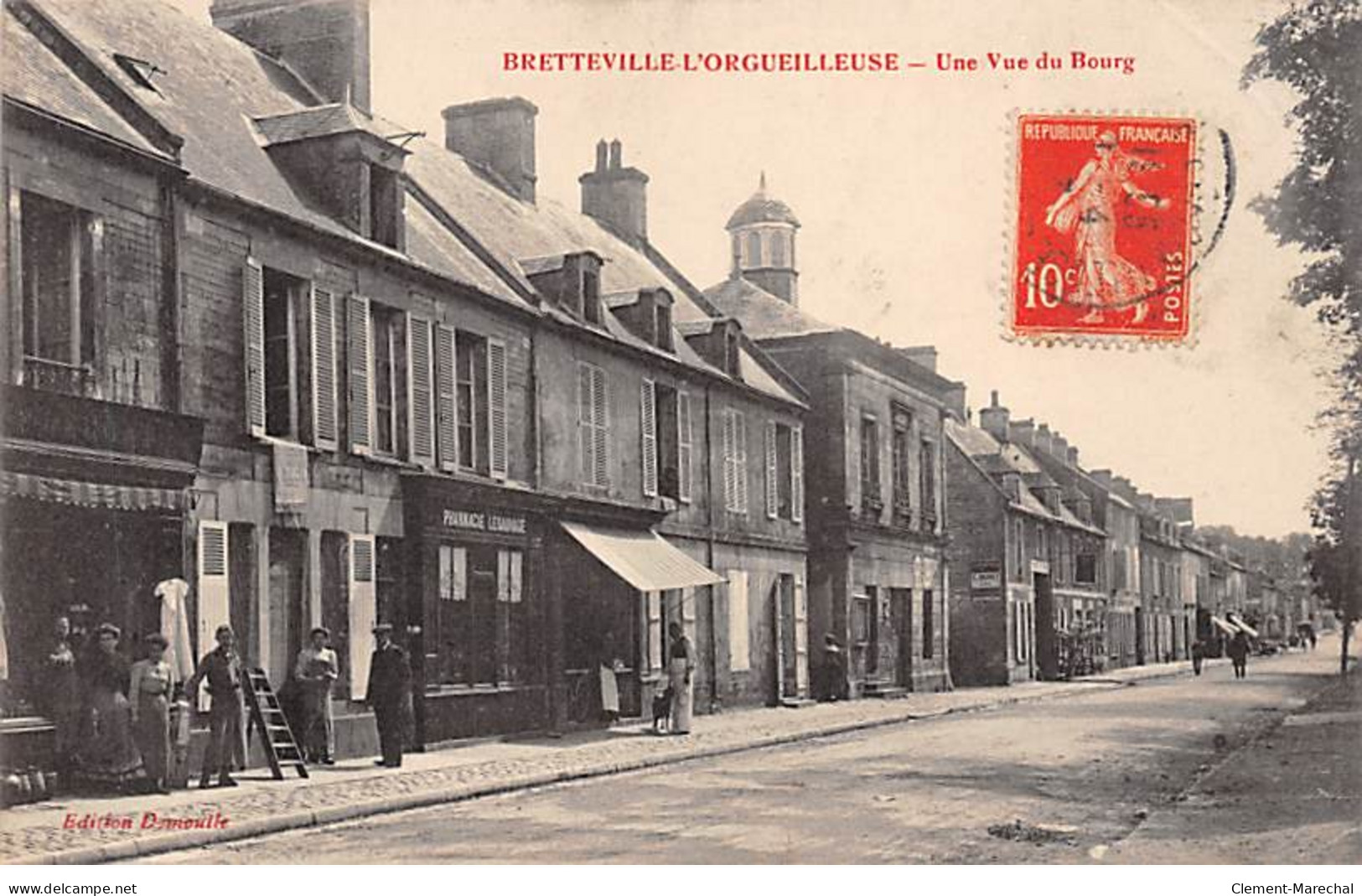 BRETTEVILLE L'ORGUEILLEUSE - Une Vue Du Bourg - Très Bon état - Other & Unclassified