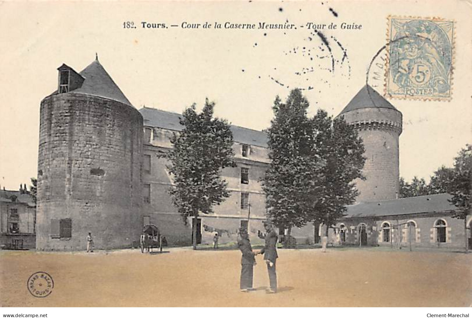 TOURS - Cour De La Caserne Meusnier - Tour De Guise - Très Bon état - Tours