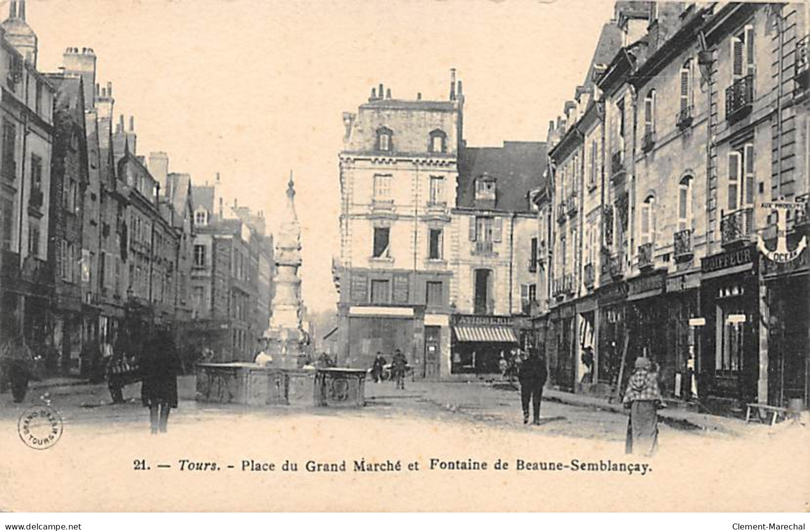 TOURS - Place Du Grand Marché Et Fontaine De Beaune Semblançay - Très Bon état - Tours