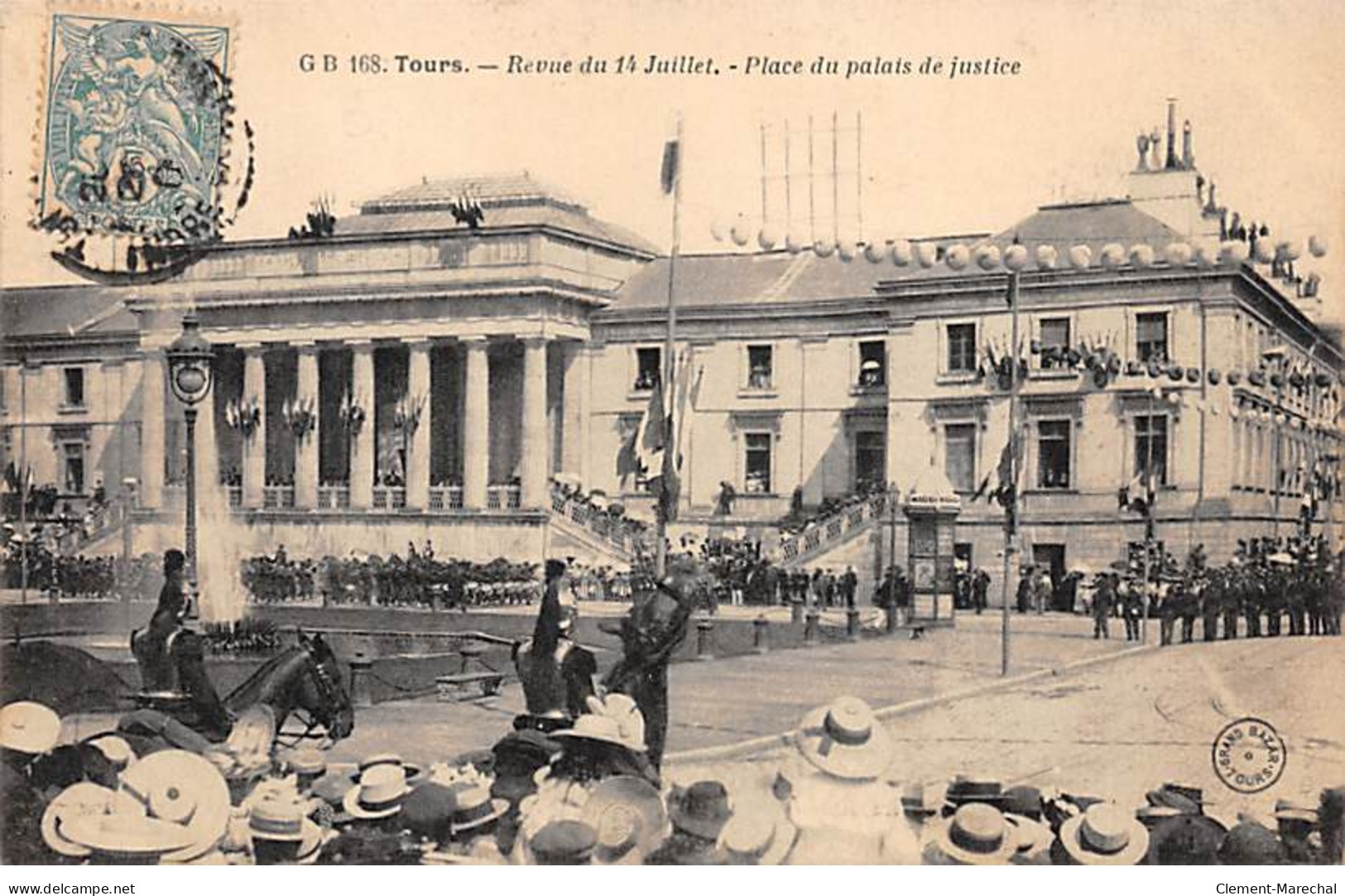 TOURS - Revue Du 14 Juillet - Place Du Palais De Justice - Très Bon état - Tours