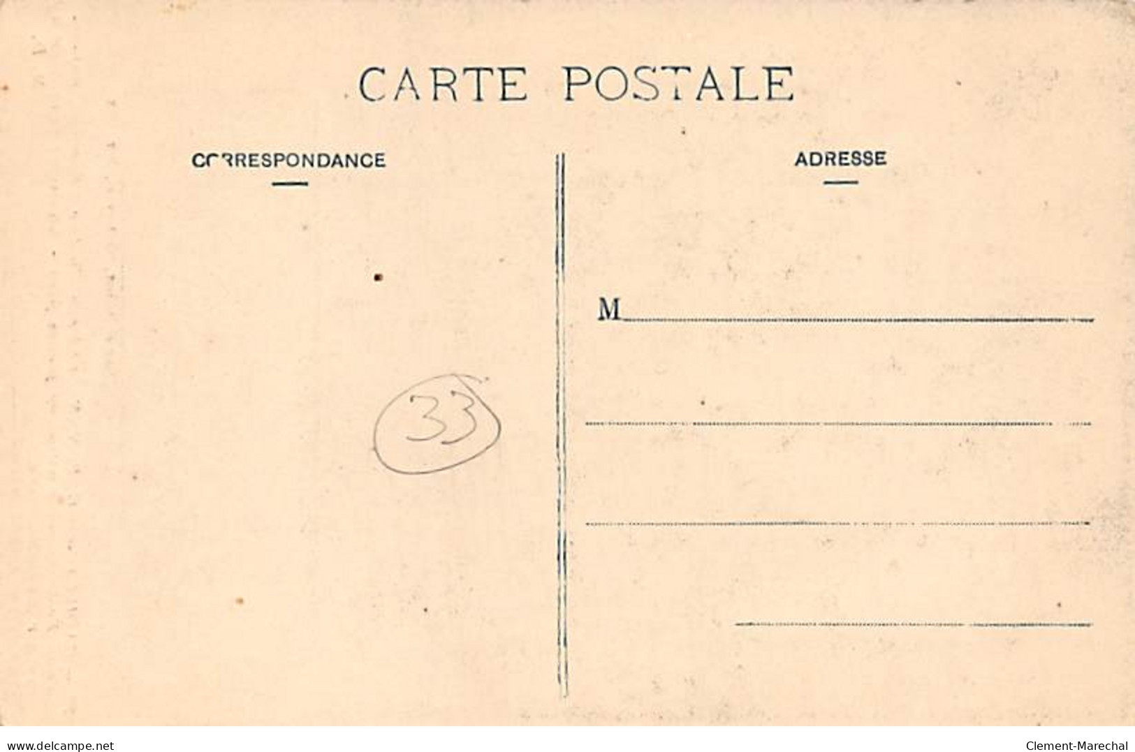 CADILLAC SUR GARONNE - Château Du Duc D'Epernon - Cheminée De La Salle à Manger Des Institutrices - Très Bon état - Cadillac