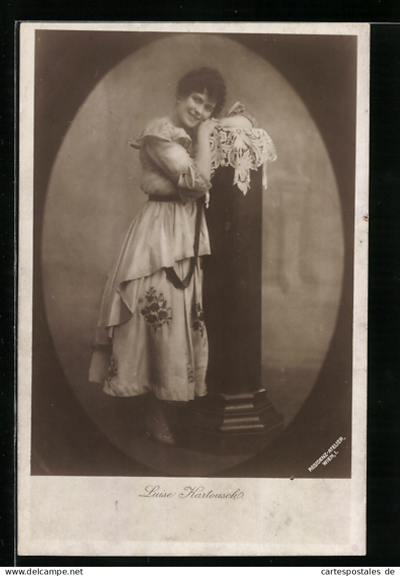 AK Luise Kartousch, Portraitfoto Der Operettensängerin  - Opera