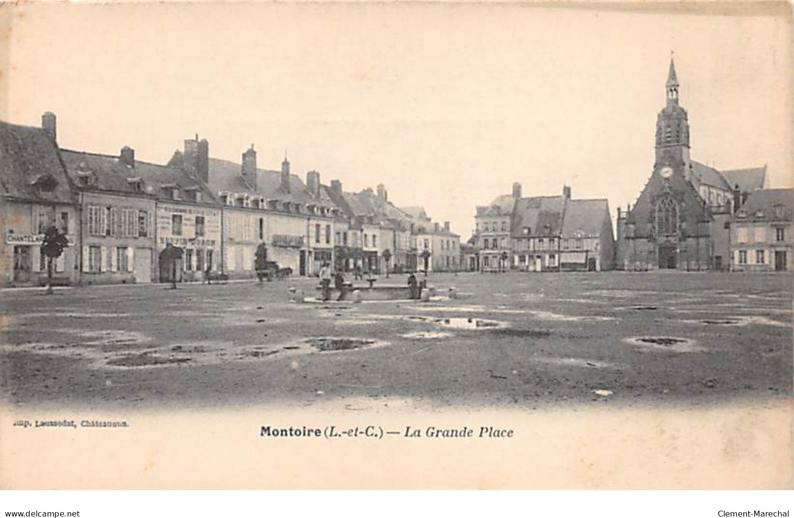 MONTOIRE - La Grande Place - Très Bon état - Montoire-sur-le-Loir