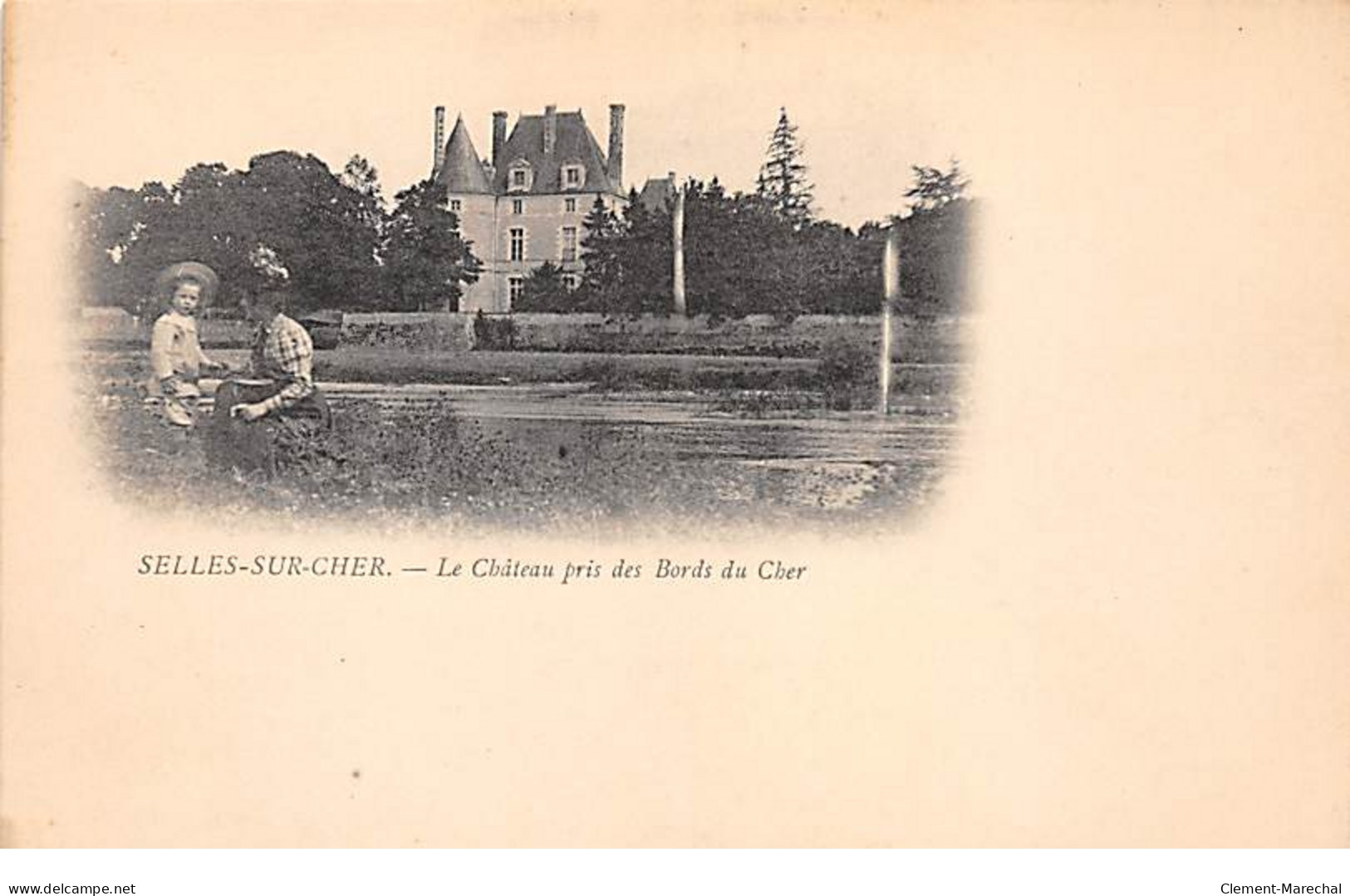 SELLES SUR CHER - Le Château Pris Des Bords Du Cher - Très Bon état - Selles Sur Cher