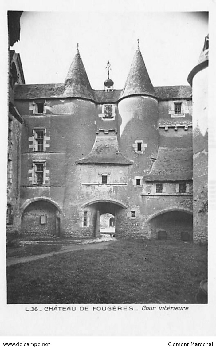 Château De FOUGERES - Cour Intérieure - Très Bon état - Fougeres