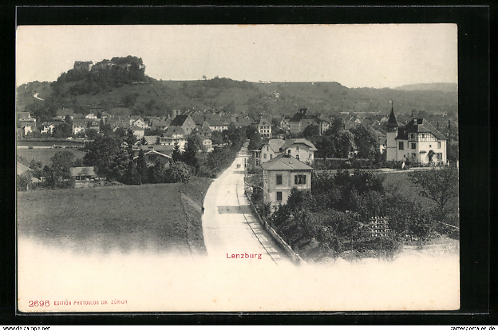 AK Lenzburg, Ortsansicht Mit Strassenpartie  - Lenzburg