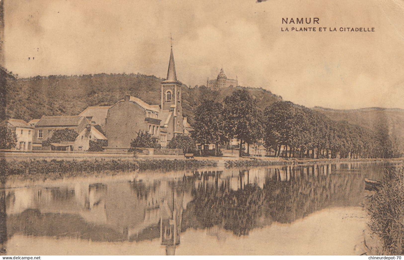 NAMUR   LA PLANTE ET LA CITADELLE - Namur