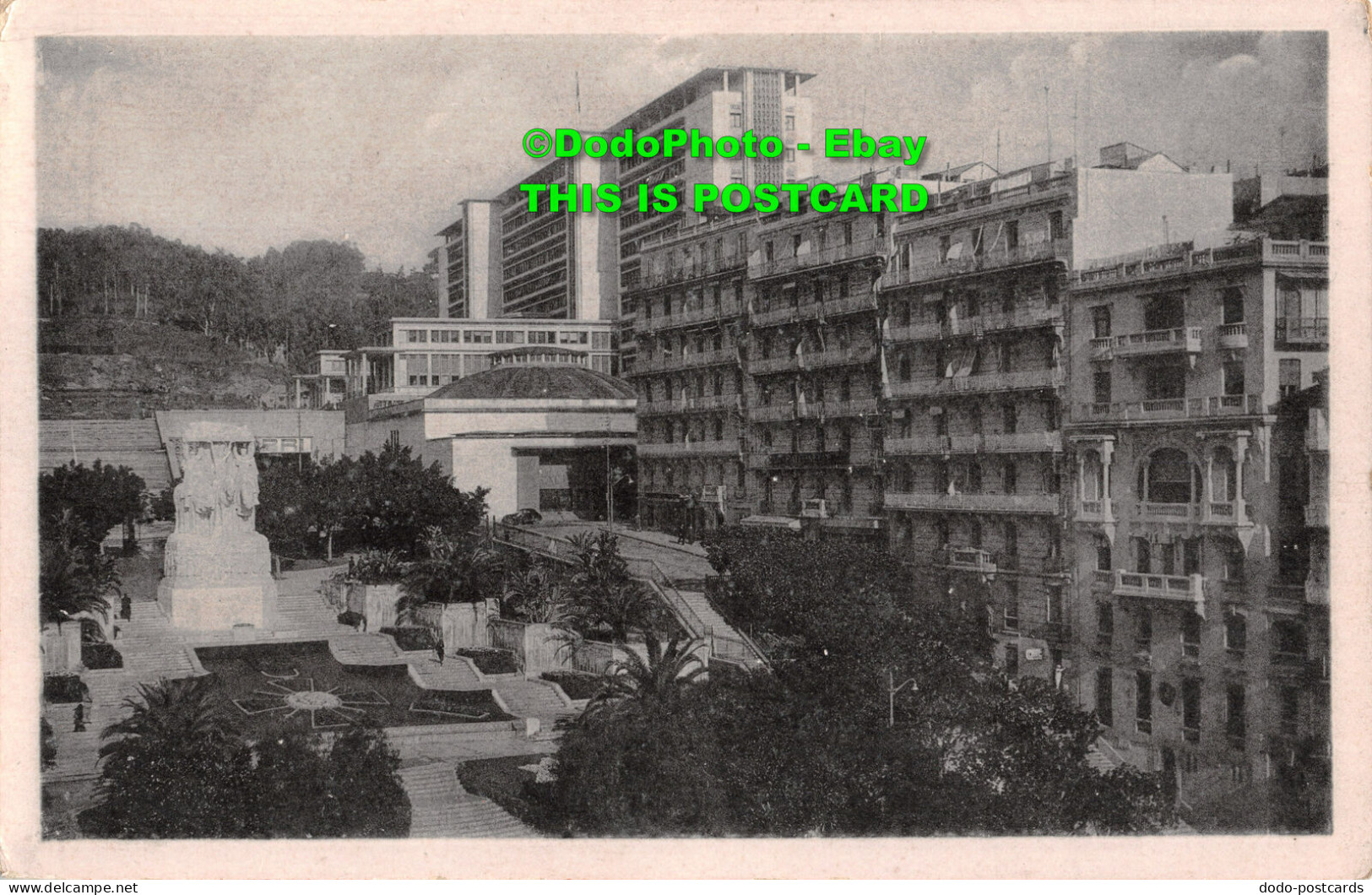 R453896 Alger. 4. Monument Aux Morts Et Gouvernement General. L. Y. Alger G. Et. - Welt