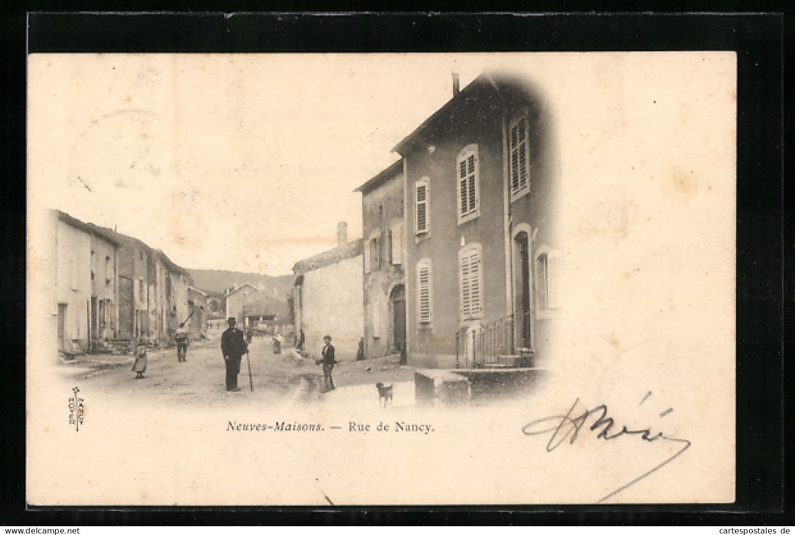 CPA Neuves-Maisons, Rue De Nancy, Vue De La Rue  - Neuves Maisons