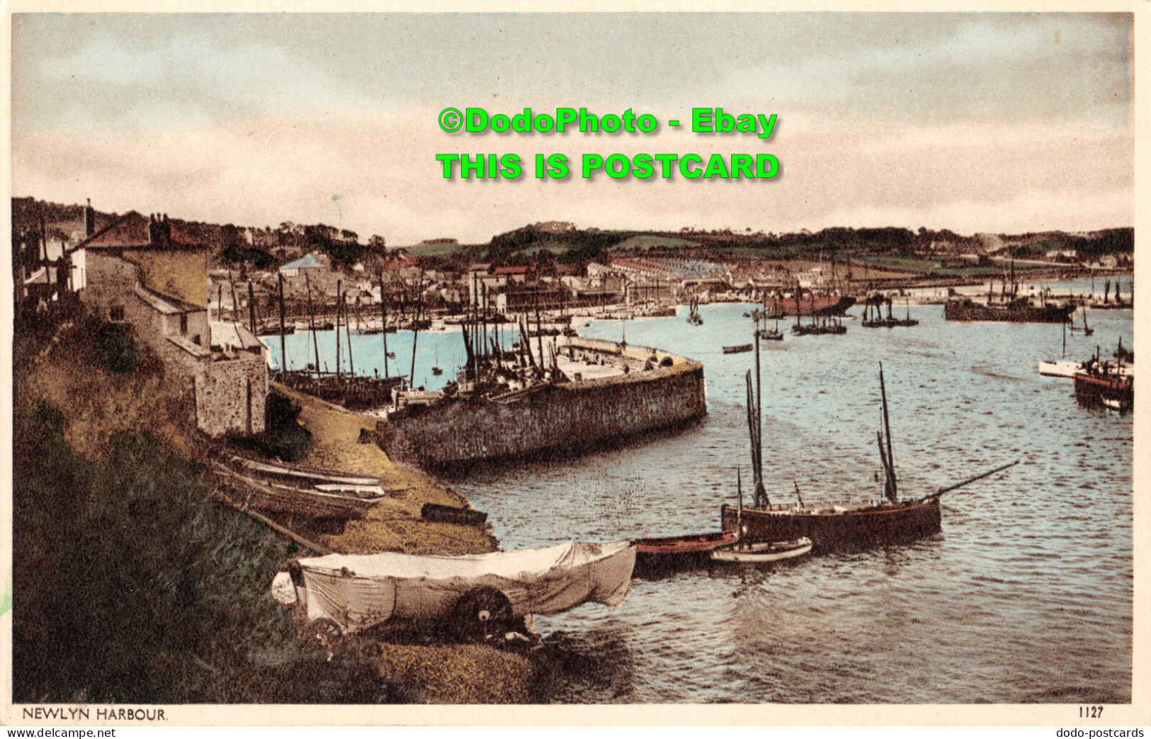R454247 Newlyn Harbour. Postcard - World