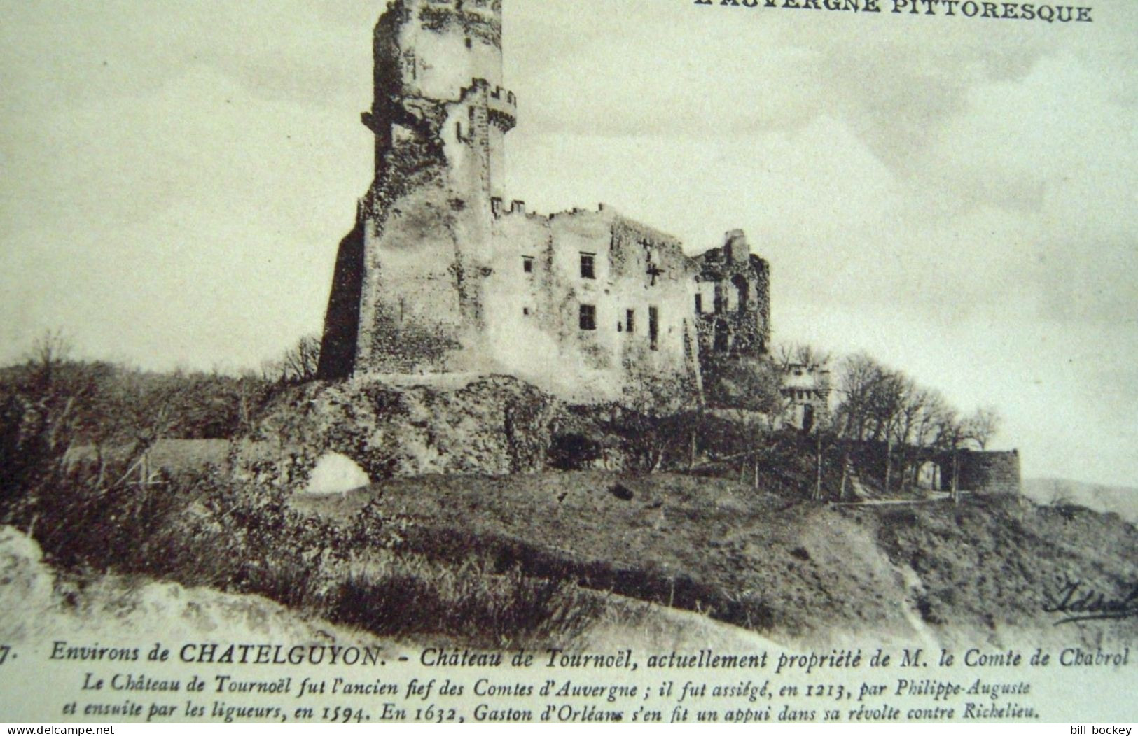 CPA Années 1920  Chateau Médiéval De TOURNOEL Editeur Gouttefangeas Comme Neuve - Volvic,Chatelguyon - Volvic