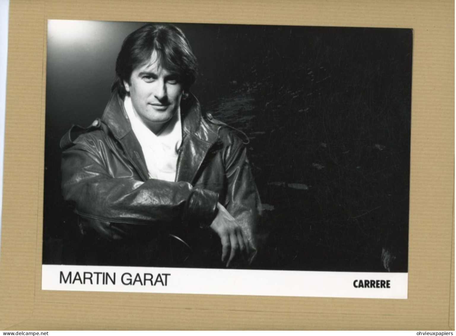 LE CHANTEUR MARTIN GARAT - Célébrités
