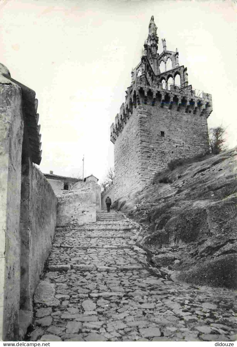 26 - Nyons - Chapelle Notre Dame De Bon Secours - Animée - Carte Dentelée - CPSM Grand Format - Voir Scans Recto-Verso - Nyons