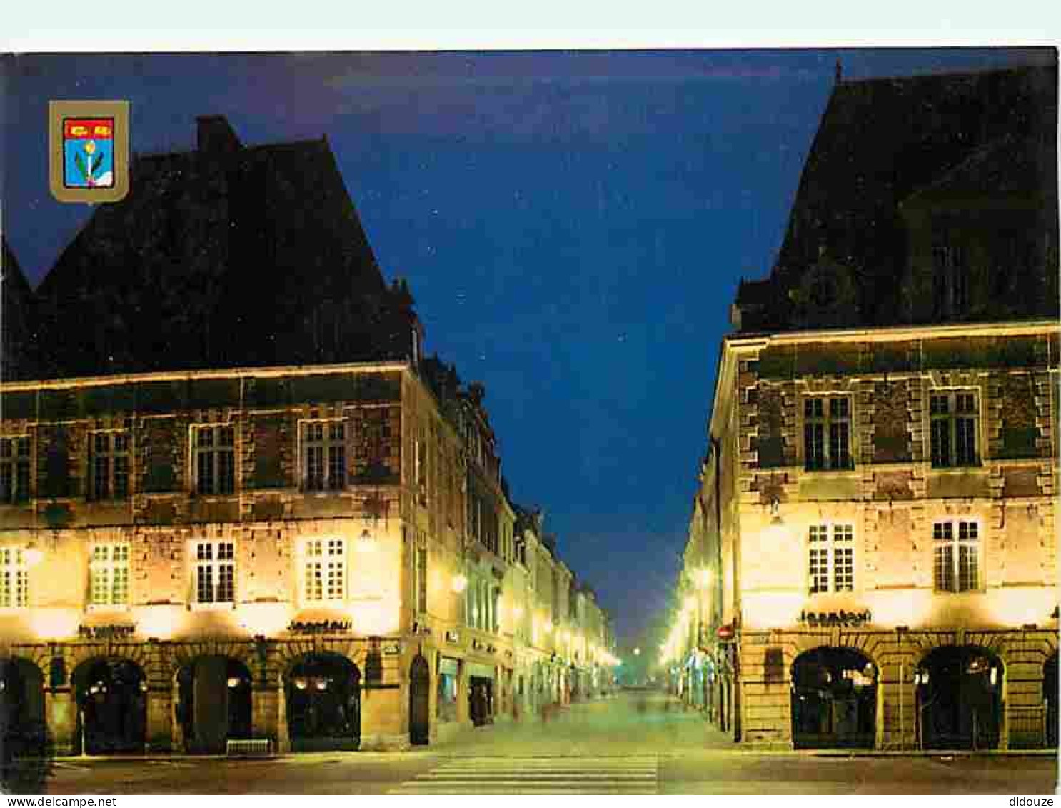 08 - Charleville Mézières - La Place Ducale - Perspective De La République - Vue De Nuit - CPM - Voir Scans Recto-Verso - Charleville