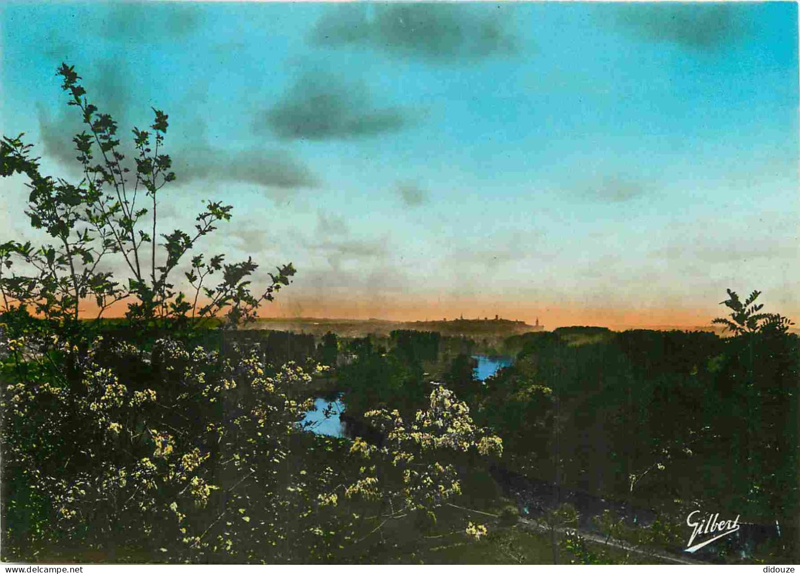 16 - Angouleme - Vallée De La Charente Au Printemps - Gilbert - CPSM Grand Format - Voir Scans Recto-Verso - Angouleme