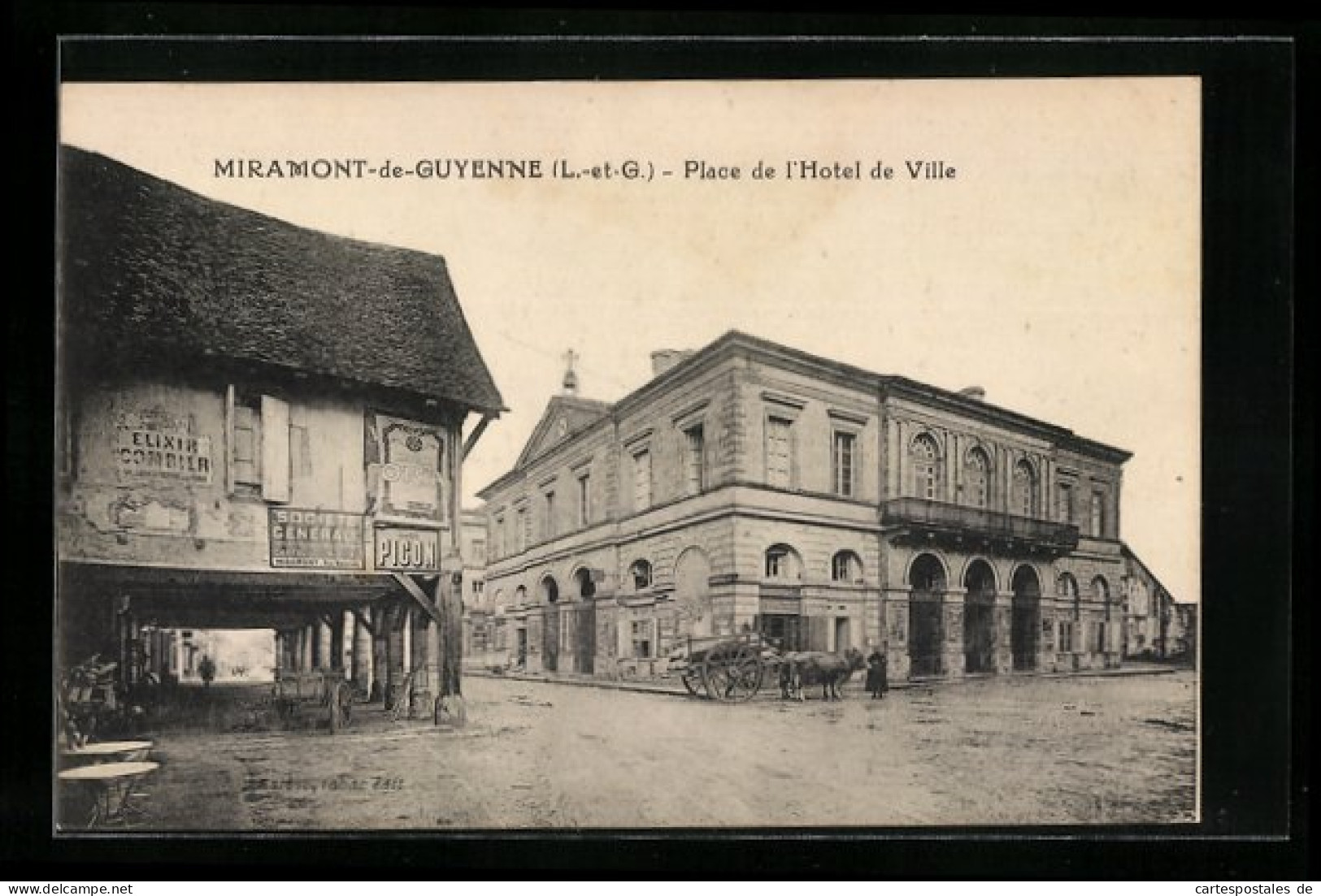 CPA Miramont-de-Guyenne, Place De L`Hotel De Ville  - Other & Unclassified