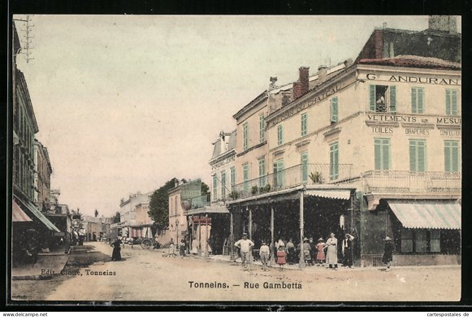 CPA Tonneins, Rue Gambetta, Vue De La Rue  - Tonneins