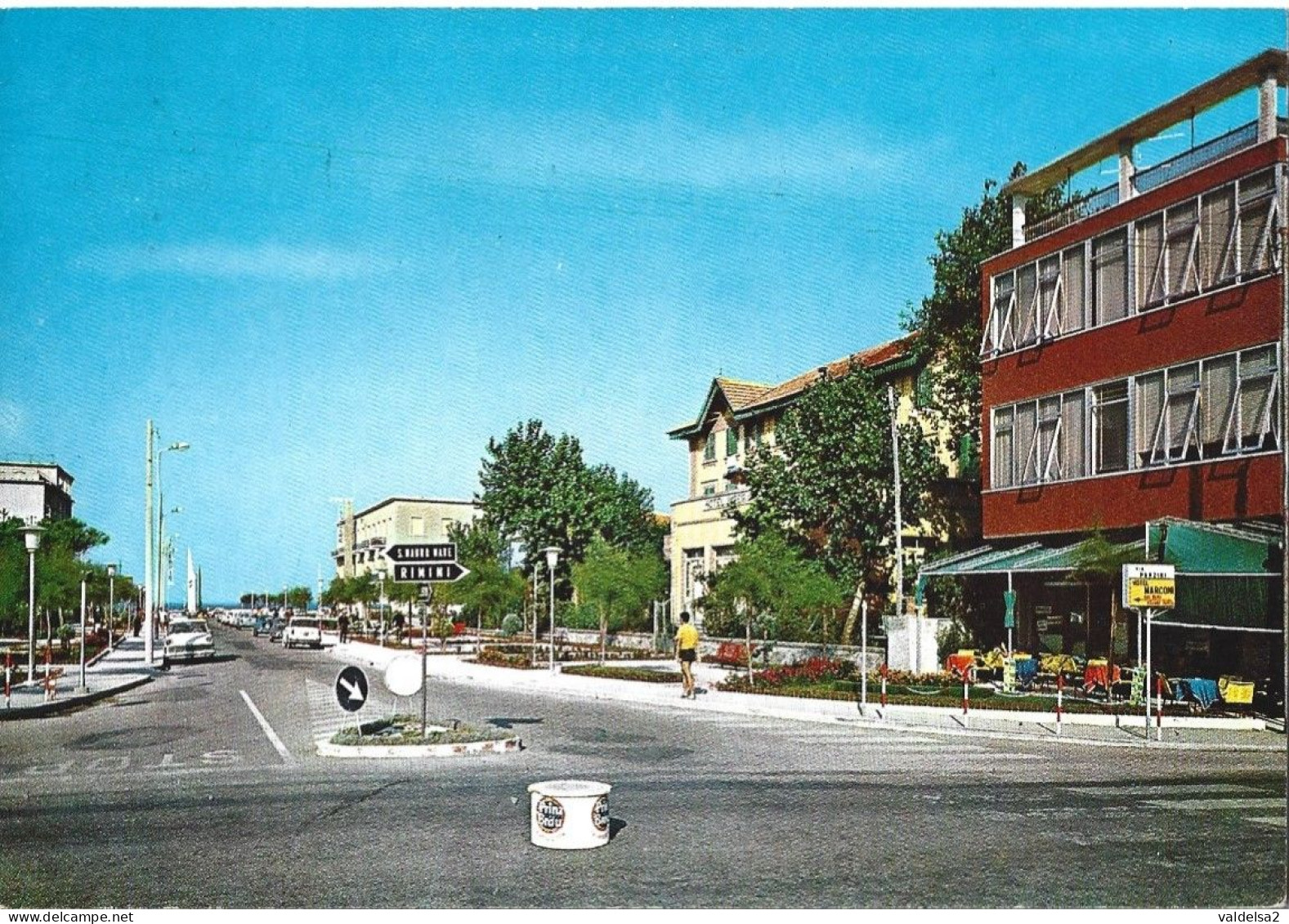 IGEA MARINA / BELLARIA - RIMINI - VIALE PASCOLI - SPARTITRAFFICO CON PUBBLICITA' BIRRA PRINZ BRAU - 1965 - Rimini