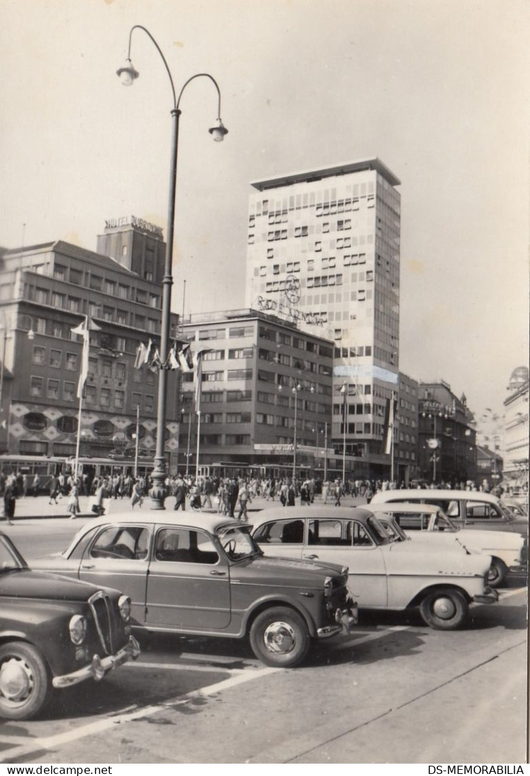 Zagreb - Trg Republike 1960 - Croatie