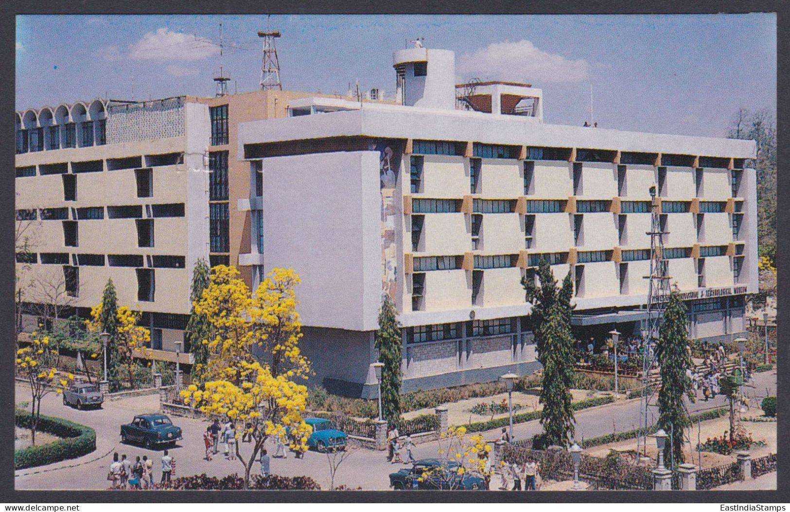 Inde India Mint Unused Postcard Visweswaraiah Information & Technology Museum, Bangalore, Car - Inde