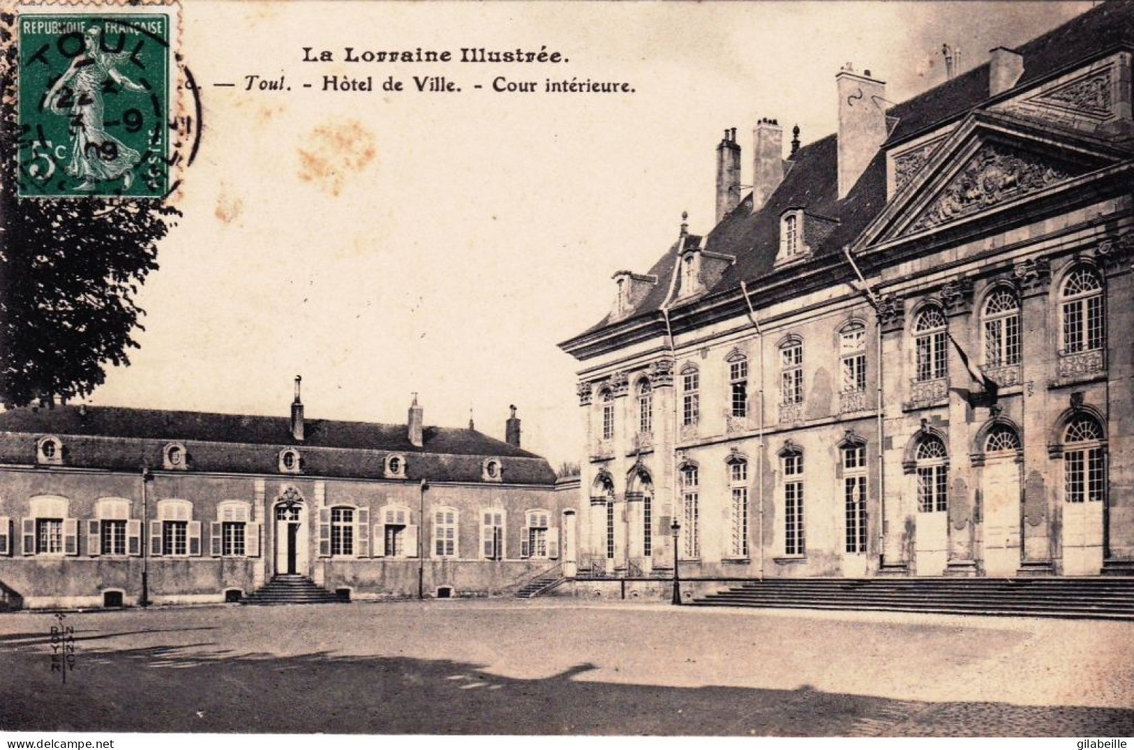 54 - Meurthe Et Moselle -  TOUL -  La Cour Interieure De L Hotel De Ville  - Toul