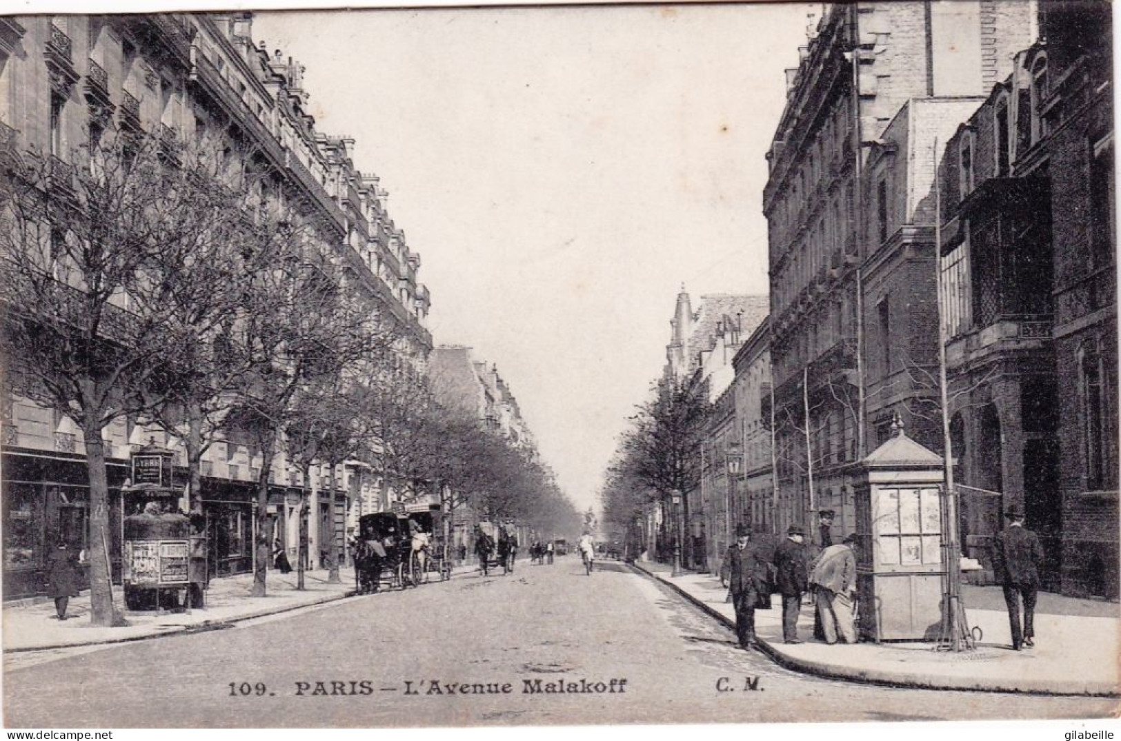 75 - PARIS 16 -  L Avenue Malakoff - Vespasienne - Paris (16)