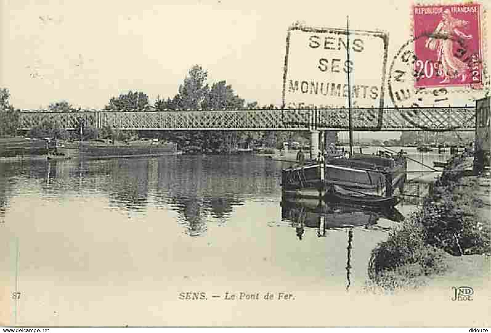 89 - Sens - Le Pont De Fer - Animée - Péniche - CPA - Voir Scans Recto-Verso - Sens