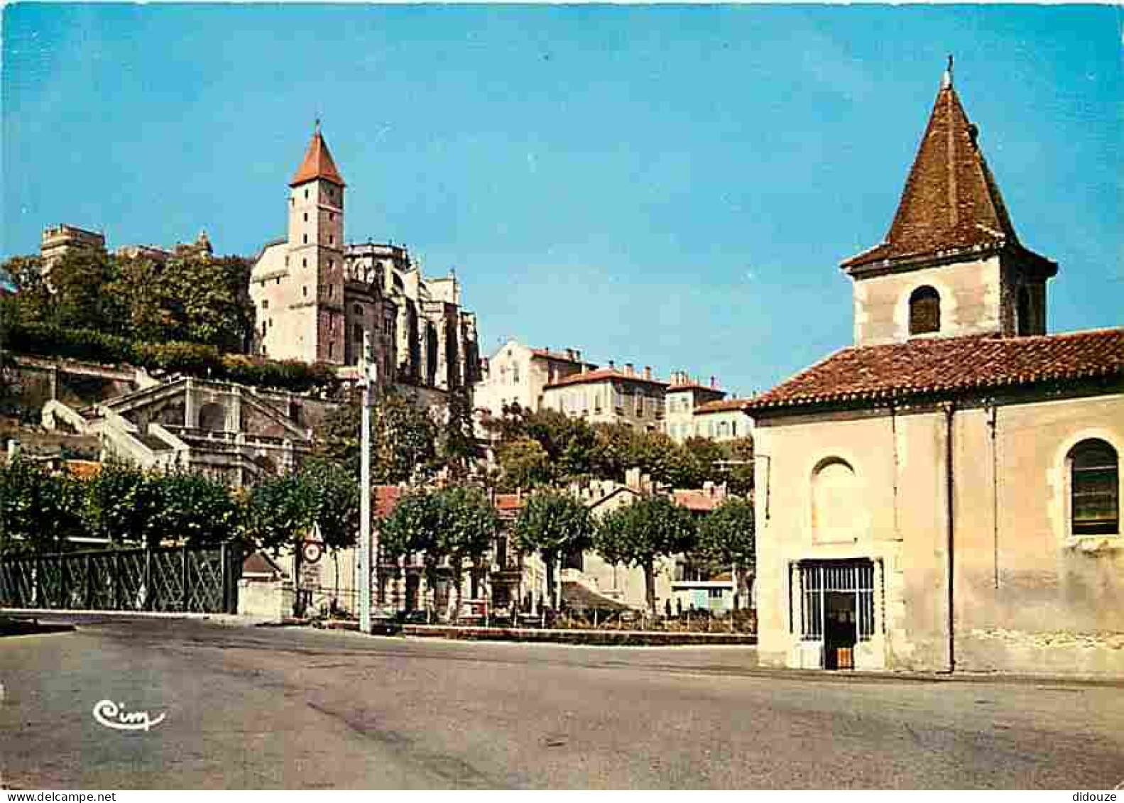 32 - Auch - La Tour D'Artagnan Et L'Eglise St-Michel - CPM - Voir Scans Recto-Verso - Auch