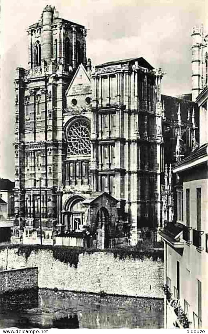 27 - Evreux - La Cathédrale - CPM - Voir Scans Recto-Verso - Evreux